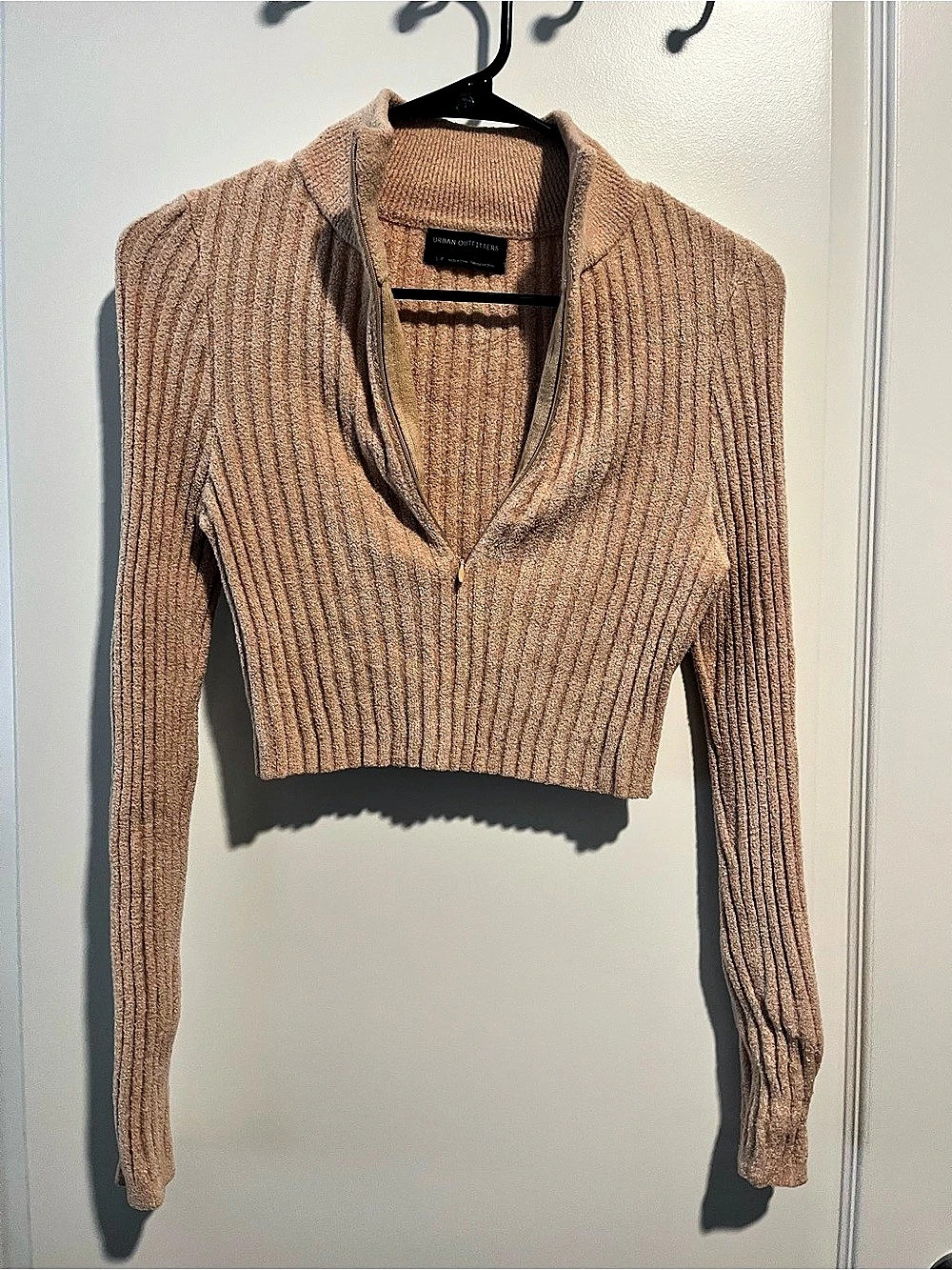 Urban Outfitters Ribbed Cropped Turtleneck Sweater in Brown Size Small Like ~